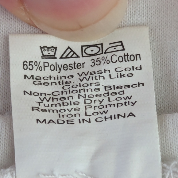 White T-Shirt with Embroidery "Bee" - Picture 4 of 5